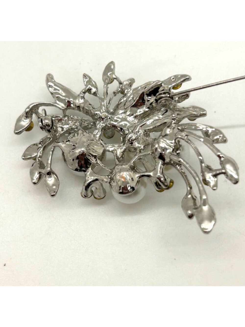 Faux Pearl & Rhinestone Brooch Silver-tone Floral Pin Glam Elegant - Picture 6 of 15